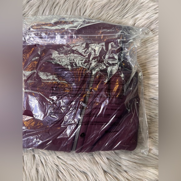 NWT Lululemon scuba full zip hoodie - Picture 4 of 5